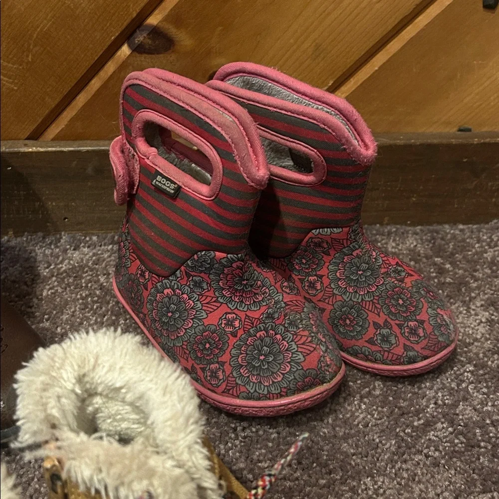 Toddler girls size 8 cowboy, bogs waterproof, and cat & Jack boots bundle